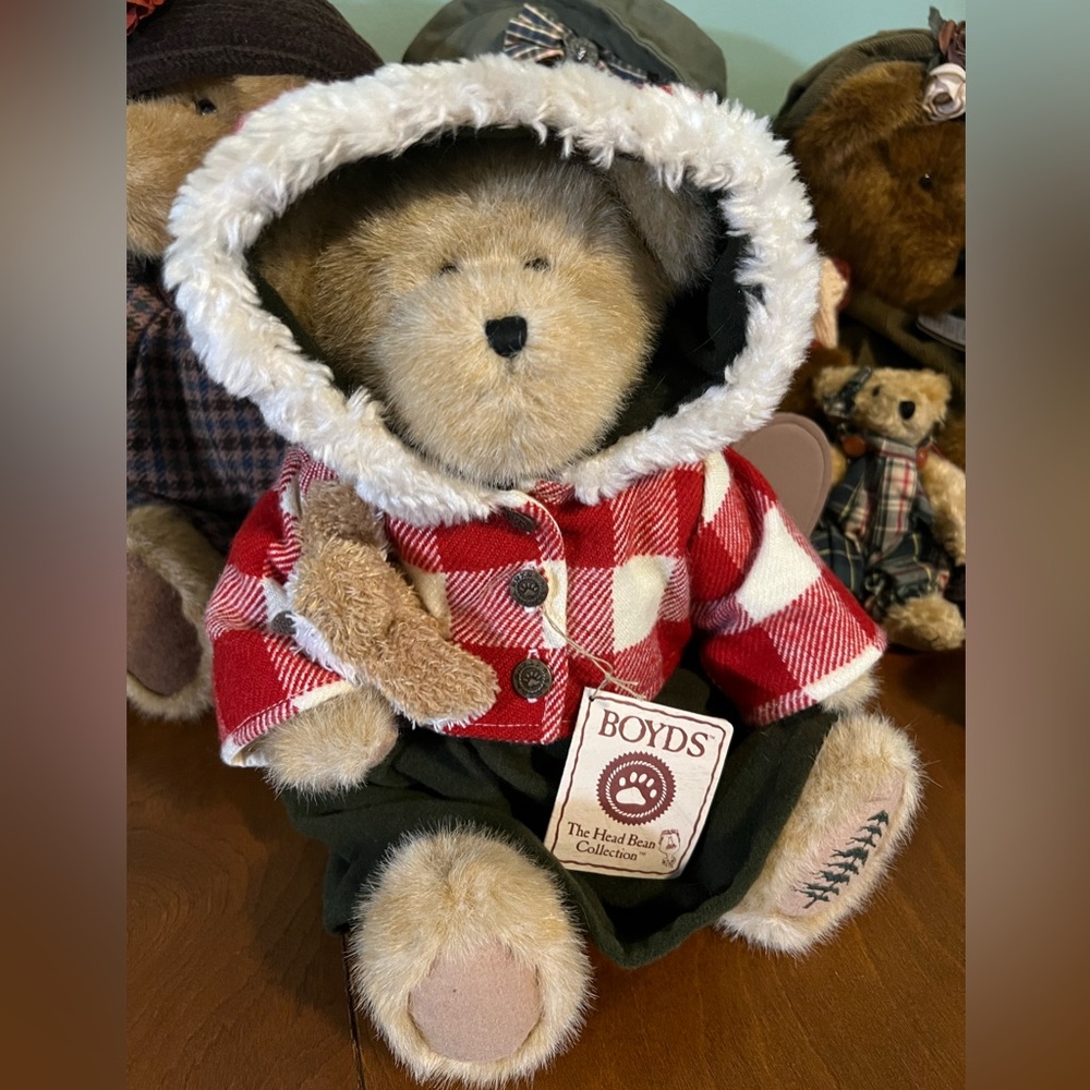 Boyd’s Bear. Hannah Woolsberry with Hootie.  16 inch.  With original tags.